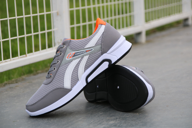 Giày chạy giày của nam giới 2018 mùa xuân và mùa hè mới giản dị lưới nhẹ breathable hoang dã của nam giới lưới giày giày thể thao mua giày thể thao