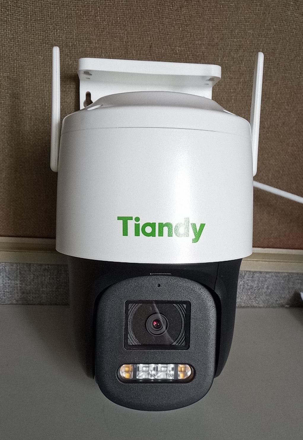 Tiandi Weiye Tiandy TC-H134N 3 million fixed focus WiFi full spectrum alert ball machine