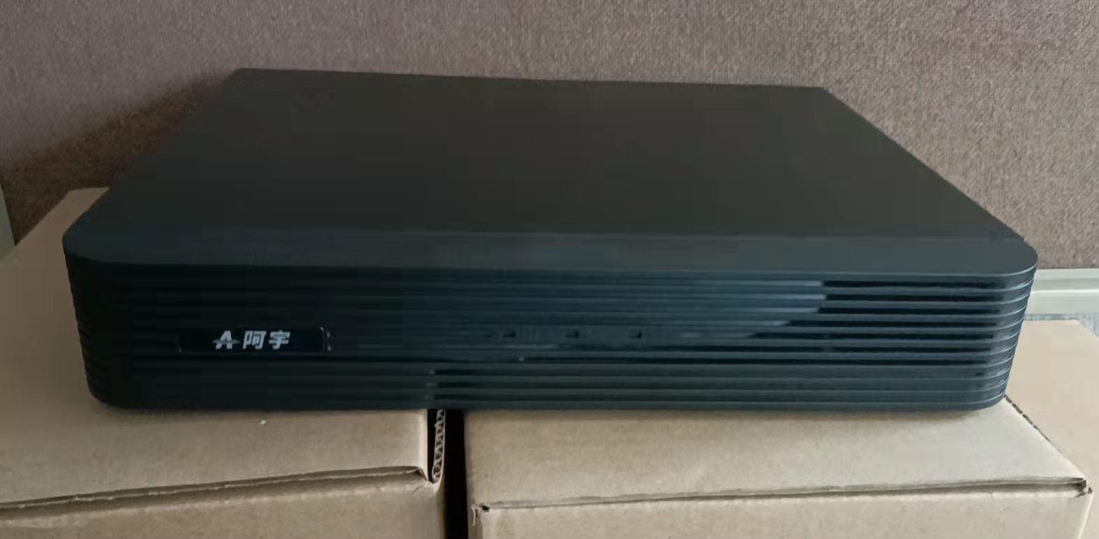 Uniview Ayu NVR-110S 1-bay 10-channel network video recorder