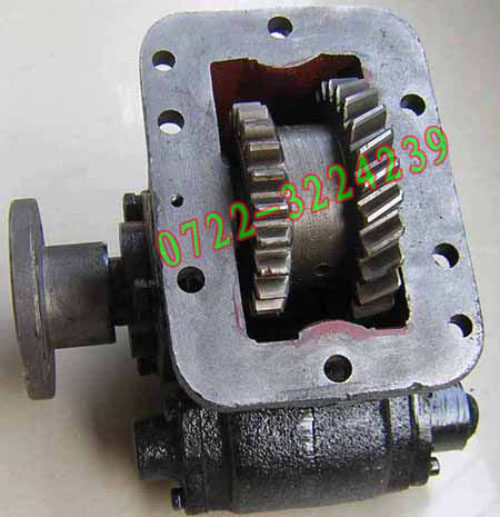 Dongfeng pointed sprinkler car power take-off suction sewage car booster 140 converter tank truck torque device assembly