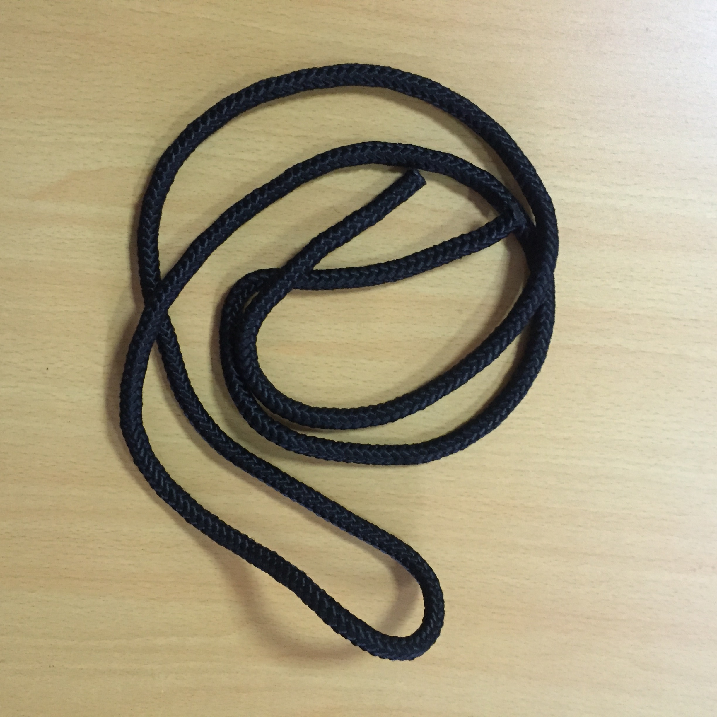 Decorate rope with triangle decorative rope