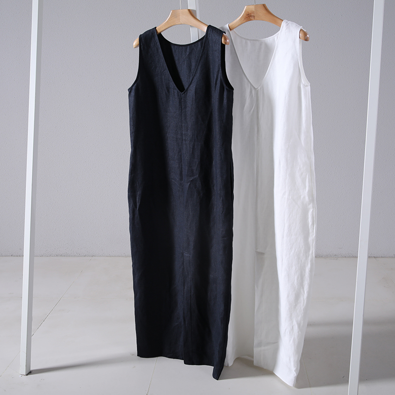 Lightweight and Soft Linen, Round Neck Tank Dress, Back V-Neck with Back Slit, Extended Sleeveless Dress with Side Pockets Lightweight and Soft Linen, Round Neck Tank Dress, Back V-Neck with Back Slit, Extended Sleeveless Dress with Side Pockets