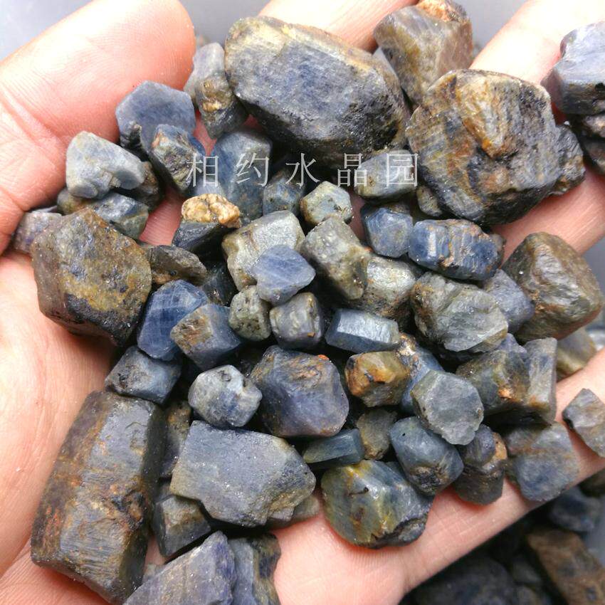 蓝刚玉原石图片,种类,把玩_大山谷图库