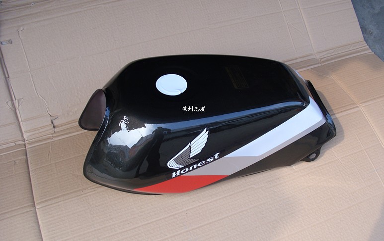 Locomotive Fuel Tank Applies Honda King cb125t Chunlan Leopard Money Jianglong Defense Honda King Oil Tank