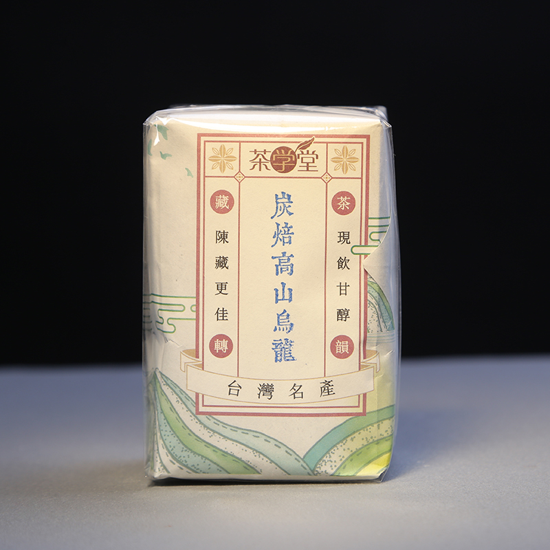 Charcoal roasted alpine oolong tea leaves 150 gr thick fragrant paper bag cooked fruit fragrant tea leaves Taiwan original alpine oolong tea