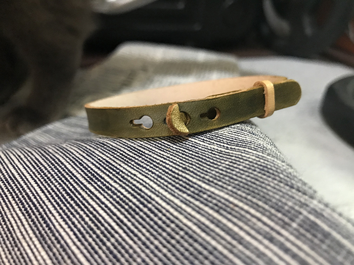 Da handmade retro chuông mèo cổ áo mèo có thể được khắc hoặc có thể được sử dụng như một mặt dây chuyền da tùy chỉnh tự làm - Cat / Dog hàng ngày Neccessities 	mua bát ăn cho chó	