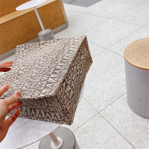 Универсальная коричневая сумка, портфель