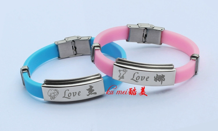 Vòng đeo tay thời trang Hàn Quốc có thể được khắc titan thép silicone nam và nữ vòng đeo tay tùy chỉnh học tập món quà trang sức tay
