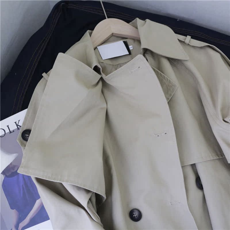 Chất lượng ban đầu Khaki lulu áo trench ngắn mùa thu Hàn Quốc ins người đàn ông nhỏ là áo khoác mỏng nữ hoang dã áo khoác nữ cao cấp