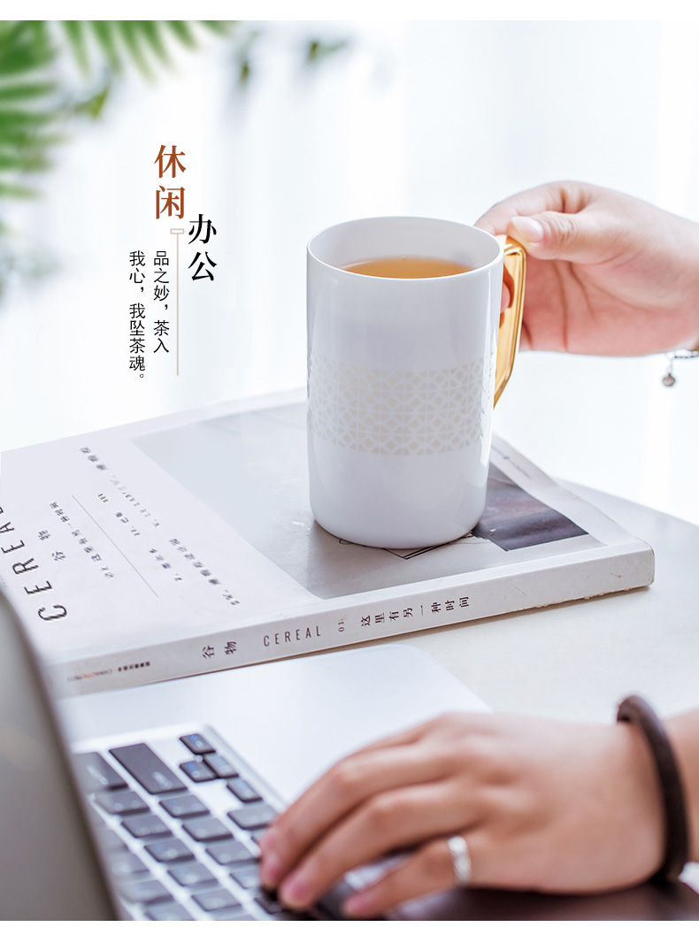 Jingdezhen hollow out the see colour ceramic cups and exquisite manual office cup household drinking water cups white porcelain mugs