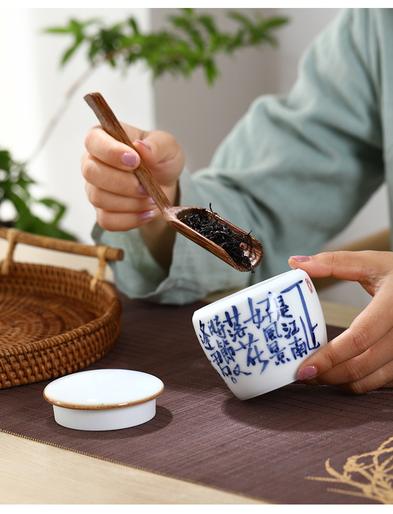 Jingdezhen ceramic porcelain retro creative kung fu pu 'er tea pot seal guanyin tea cake tea urn storage size