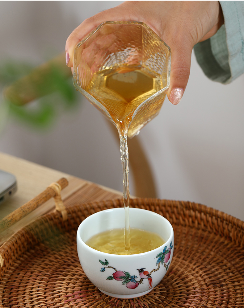 Jingdezhen ceramic powder enamel creative hand - made of pu 'er tea cups household glass and single cup cup kung fu