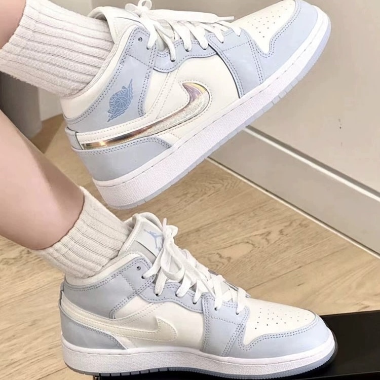 Air Jordan 1 Mid Aj1 Frozen Retro Casual Mid-Top Basketball Shoes Fq9117-400