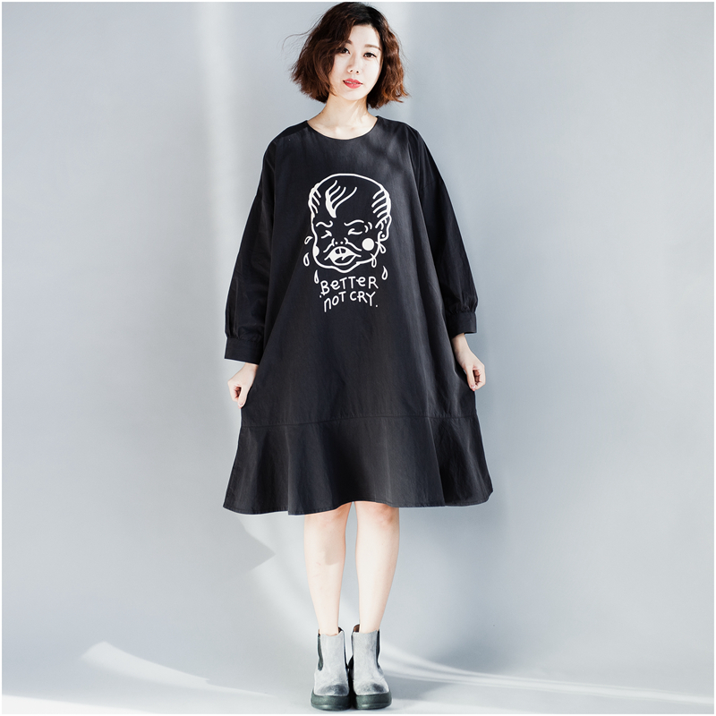 大码女装2018春装新款胖mm宽松文艺卡通印花中长款荷叶边连衣裙潮
