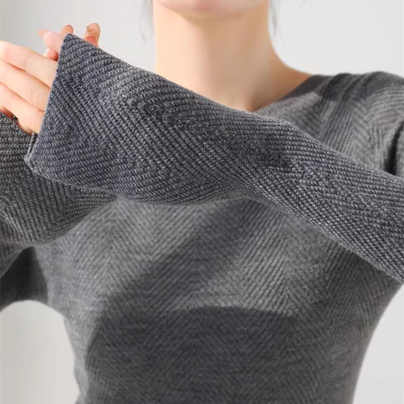 Yangzi Yarn Water Ripple Round Neck Pure Wool Sweater for Women, Fine-Spun Gray Base Layer Seamless Pullover Knit Sweater