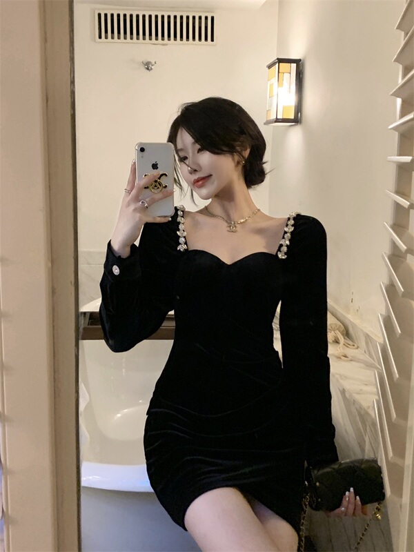 Plus-Size Slimming Elegant Black Velvet Dress with Rhinestones, Handmade Little Black Dress for Women, Autumn French-Style Floral Dress