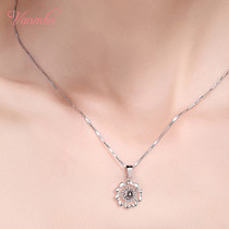 Light luxury sterling silver new fashion simple Japanese and Korean students flower pendant necklace female wild clavicle chain short section