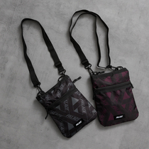 Korean version Ins Wind men and women Single shoulder bag Fashion chest front small hanging bag Damp Satchel Satchel mobile phone documents satchel