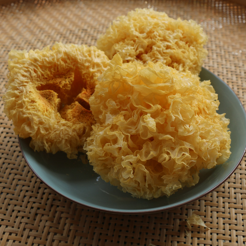 Farmhouse Self-fresh production of white fungus Ears Silver Ear with 100g Dry and Snow Ears Glutinous and Lotus Seeds