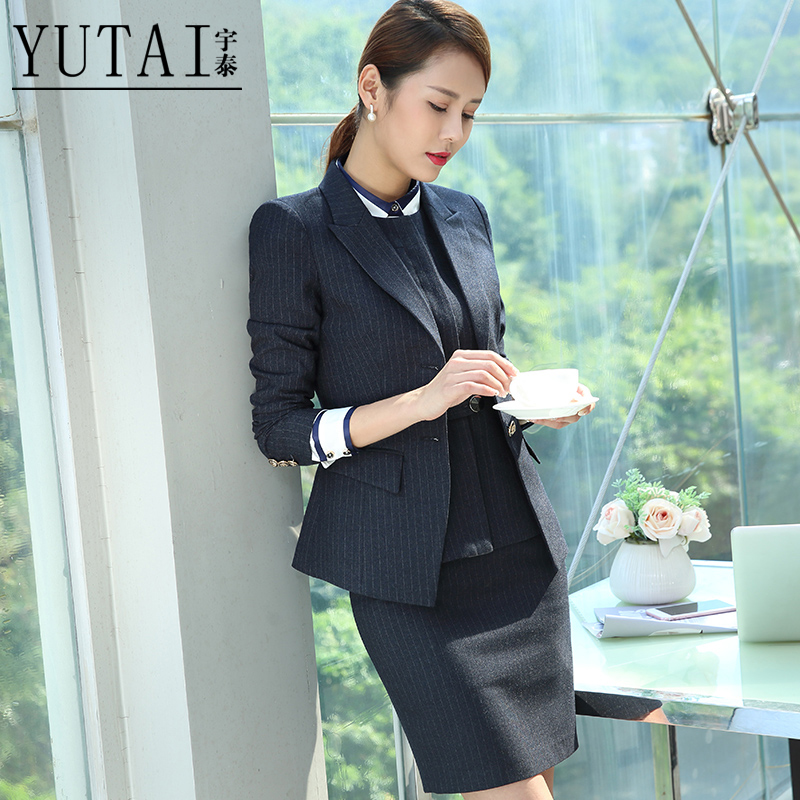 Tailleur femme - Ref 3242893 Image 4