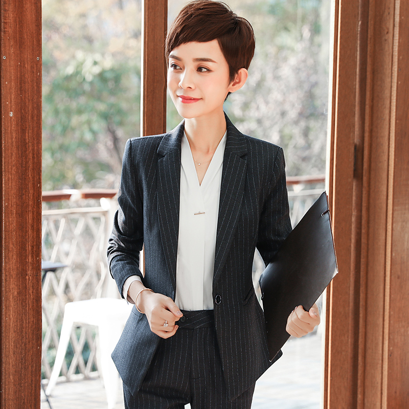 Tailleur femme - Ref 3241668 Image 3