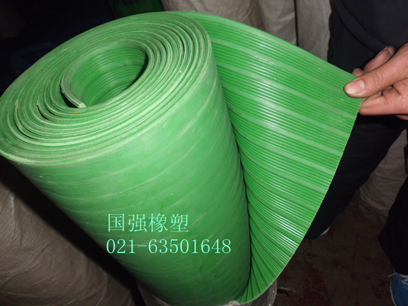 Good quality non-slip green striped rubber sheet oil resistant rubber sheet insulation rubber sheet thick 5mm door amplitude 1 2 m