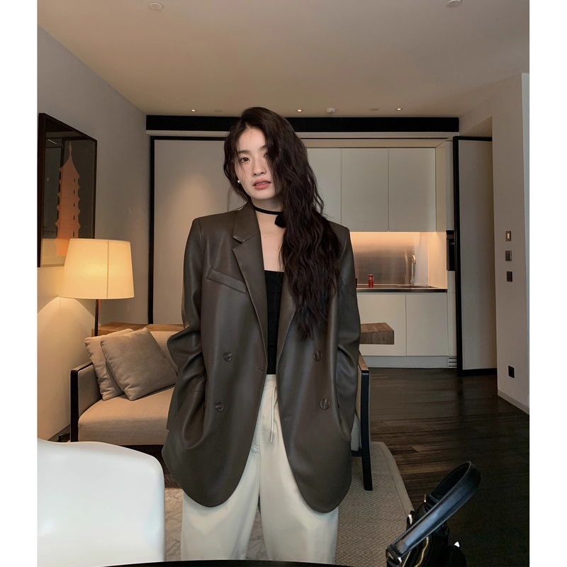 2026 Autumn New Black Vintage Pu Leather Blazer Jacket for Women, Loose Casual Elegant High-End Top for Women