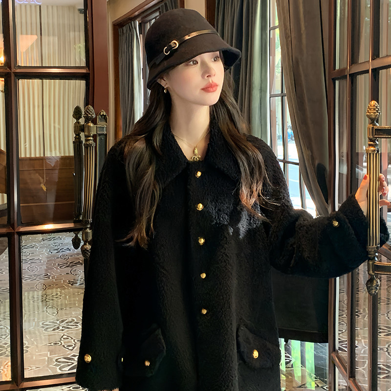 2026 Autumn and Winter New Style Black Lamb Fur Coat, High-End, Warm and Thickeneded Mid-Length Fur Coat for Women 2026 Autumn and Winter New Style Black Lamb Fur Coat, High-End, Warm and Thickeneded Mid-Length Fur Coat for Women