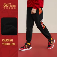 Классический черный стиль плюш