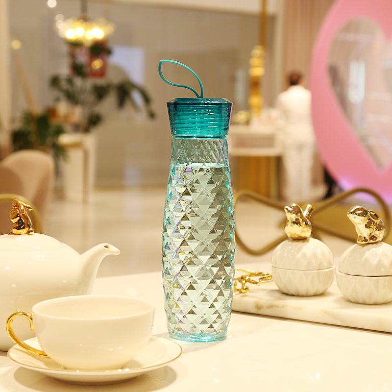 Music Buckle Music Buckle Water Cup Female Summer Portable Male Student Sport Large Capacity Plastic Travel Gem Cup 550ml