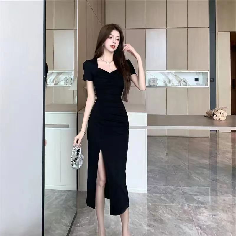 French-Style Black Square-Neck Plus-Size Short-Sleeve Dress, New Summer Model, High-End Elegant, Slit, Slim-Fitting, Trendy Dress