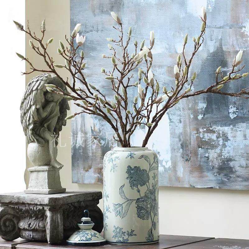 Emulated branches Yulan branches Xin Yi Yulan Branch branches Branches Girl Flower Arrangement Soft Clothing Home Gallery Art Flower Arrangement