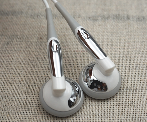 Original Japan imported headphones MP3MP4 audiophile grade headphones hifi music headphones mobile phone computer game headphones