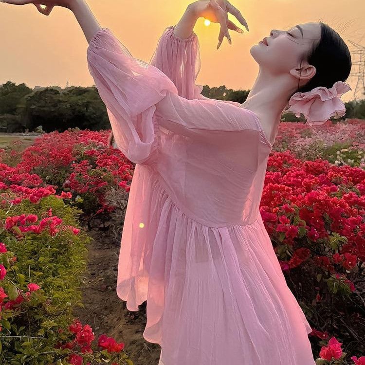 2025 Summer Super Popular Dopamine Lantern Sleeve Dance Outfit Korean Style Vacation Runaway Princess Little Chanel Style Pink Top