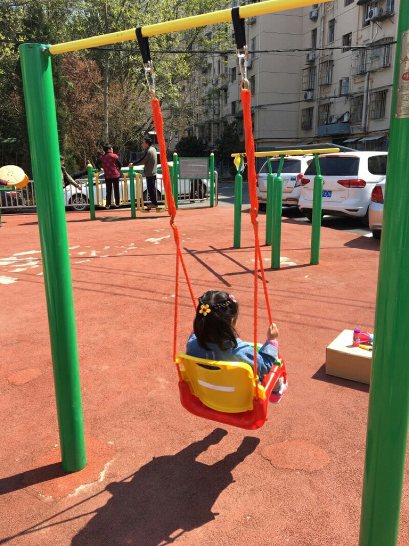 Children's Swings Indoor outdoor home Baby Outdoor Swing Set for baby Kids Single-bar Swing Patio Courtyard Hanging Basket