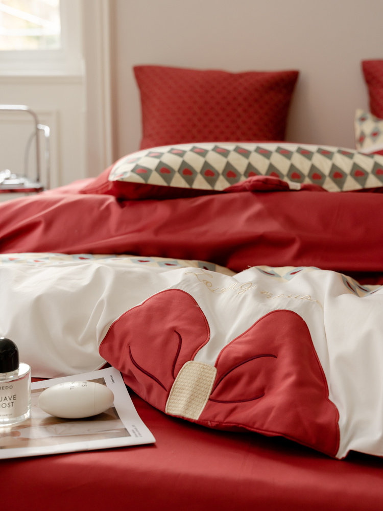 PRINCESS RED WEDDING CELEBRATION FOUR-PIECE SET OF 100 LONG-STAPLE COTTON PURE COTTON HAPPY BEDDING 1.8 DOWRY COTTON WEDDING