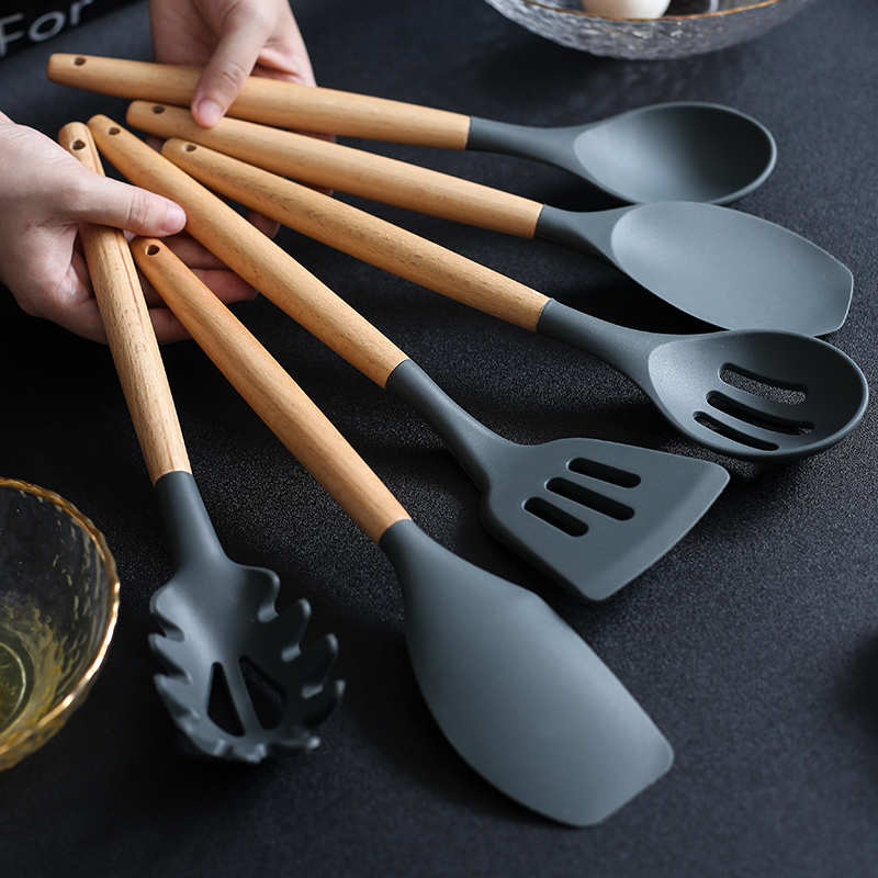 GJ high temperature resistant silica gel fried vegetable shovels non-stick pan shovel soup spoon frying scoop with leaking spoon oil brushed wood handle-Taobao