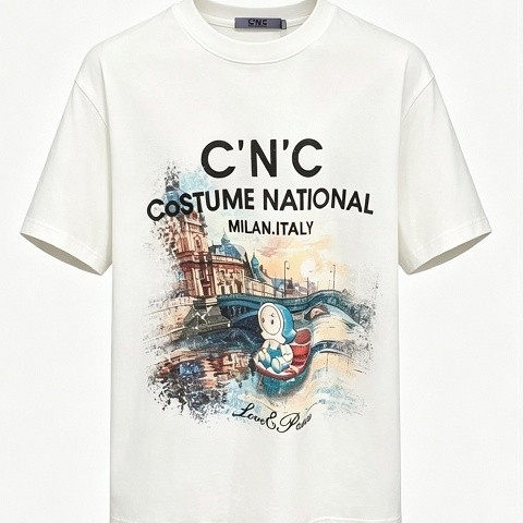 Cnc26 เสื้อผ้าผู้ชายรุ่นใหม่สำหรับฤดูใบไม้ผลิและฤดูร้อน ใส่สบายต่อผิว เสื้อยืดแขนสั้นคอกลมพิมพ์ลายแนวแฟชั่น สวมใส่สบาย