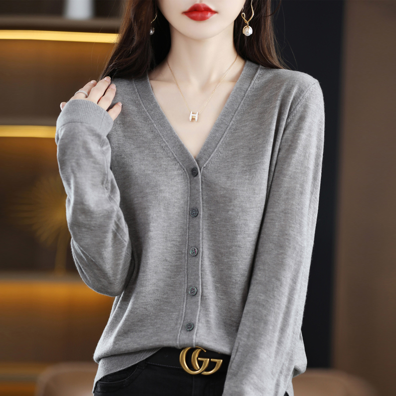 Tommy Xikaili Women's Spring and Autumn V-Neck Cardigan Solid Color Wool Coat Women's Thin Versatile Sweater Knitwear Tommy Xikaili Women's Spring and Autumn V-Neck Cardigan Solid Color Wool Coat Women's Thin Versatile Sweater Knitwear