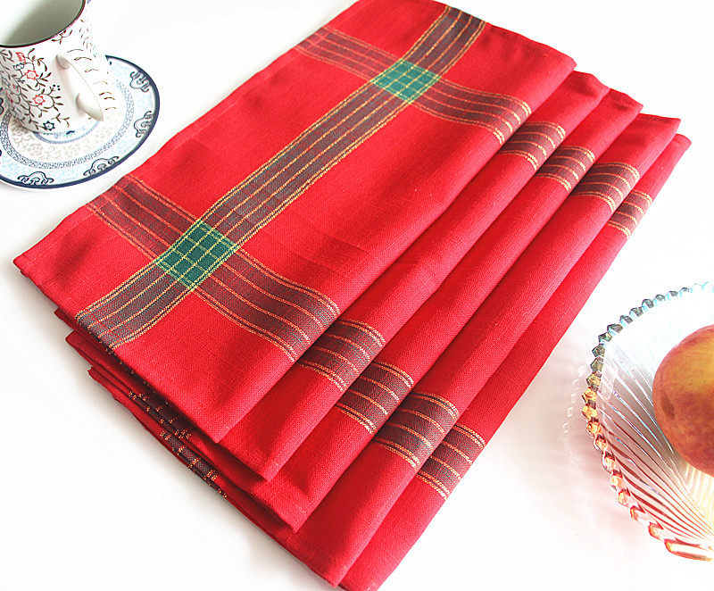 Eurostyle Red Green Box Fabric Dining Mat Coffee Cloth Red Festive Napkin Table Cushion Christmas Napkin Background Cloth