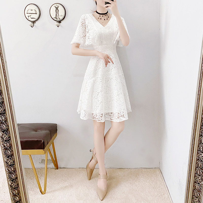 SZHZ white lace French style light cooked women's summer 2022 new high-end little small crowdsourced dresses
