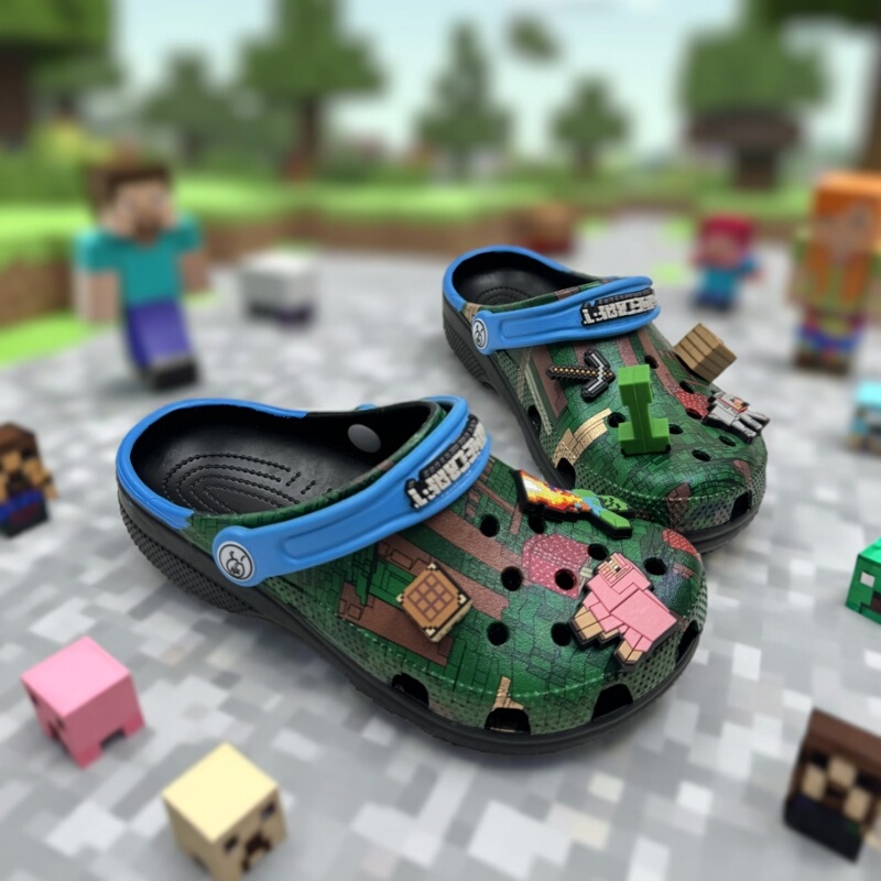 New Minecraft Eva Hollow-Out Non-Slip Summer Sports Casual Clogs for Youth with Color-Blocking Cartoon Design