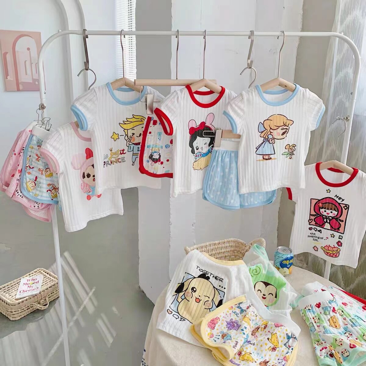 Children's summer cotton short-sleeved suit cartoon printing round neck men's and women's baby pajamas thin section absorbent cotton home clothes