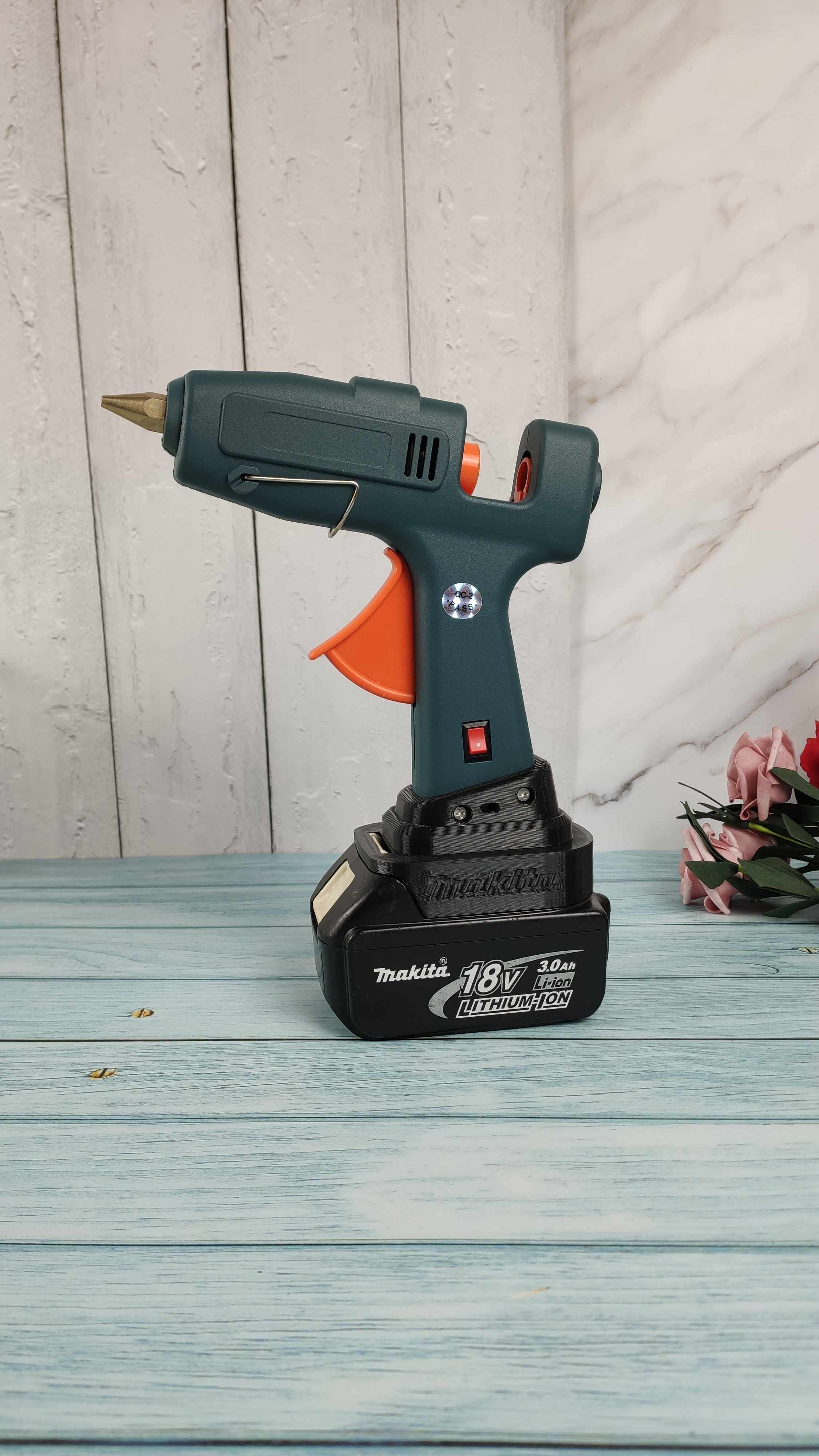 Pasta 18v hot melt adhesive gun Makita 18v Glue Gun applicable pasta charging lithium battery