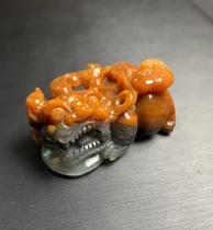 Natural Yellow Dragon Jade Jinsha Old Material Bawang Pendant Pendant Hanging Hand with Certificate