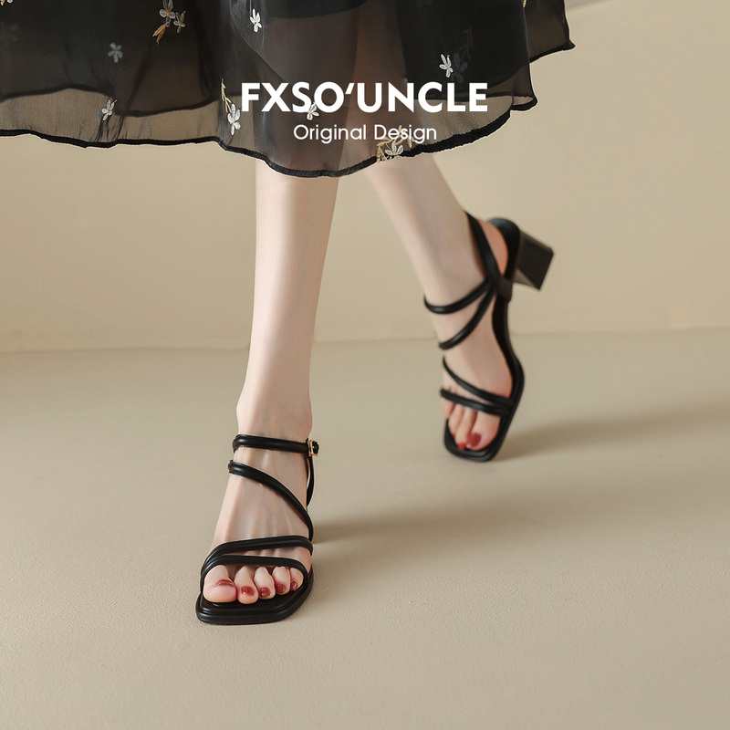 Sheepskin Version of Uncle Fangxiang's 2026 Summer New Black French-Style Comfortable Women's Shoes with Stunning High Block Heels and Sandals Sheepskin Version of Uncle Fangxiang's 2026 Summer New Black French-Style Comfortable Women's Shoes with Stunning High Block Heels and Sandals