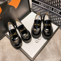 Small leather shoes womens British style 2021 new autumn horse collar buckle thick-soled all-match ahigo with the same bee loafers