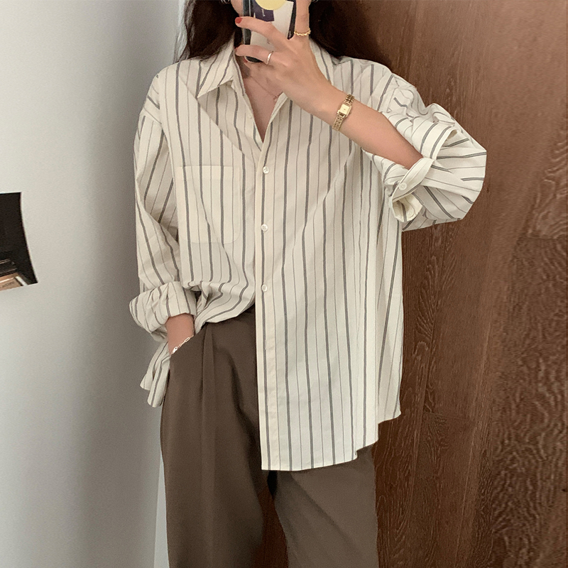 Spring and Autumn New Style Layered Plus-Size Shirt for Chubby Girls, Vertical Striped Shirt with Unique Design, Long-Sleeved Loose Shirt Spring and Autumn New Style Layered Plus-Size Shirt for Chubby Girls, Vertical Striped Shirt with Unique Design, Long-Sleeved Loose Shirt