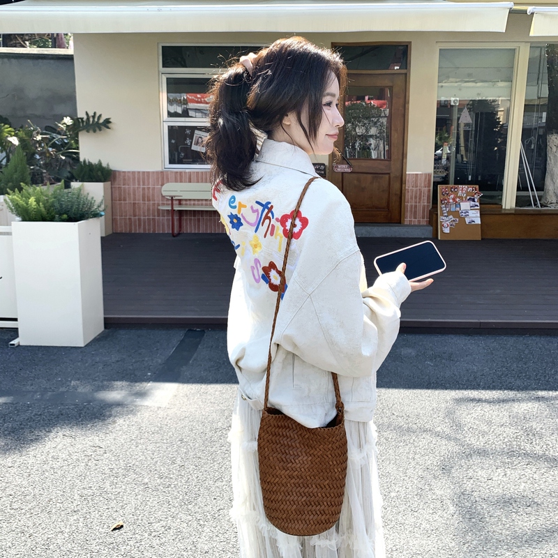 Off-White Personalized Embroidered Back Denim Jacket for Women 2026 Spring and Autumn New Style Sweet Cool Age-Reducing Short Jacket Top