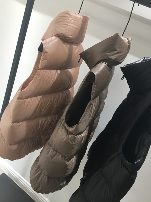 Phong cách và ấm áp với ~ 18 mùa đông lông vịt trắng ấm áp vest xuống vest vest hình chữ A - Áo thể thao áo thun thể thao nam có cổ